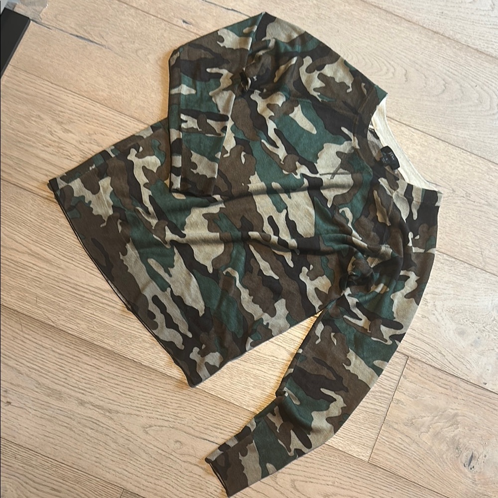 J. Crew Woman’s Camouflage Knit Sweater 100% Merino Wool size Small